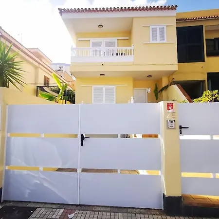 Amplia Casa 5 Habitaciones En Santa Cruz Con Zona Para Trabajar Exterior photo